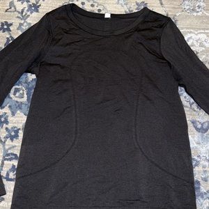 Lululemon athletica swiftly breathe size 6